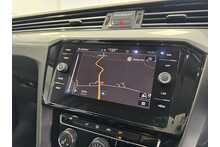 20/70 Volkswagen Passat 1.5 TSI EVO SE Estate Petrol DSG 150 ps