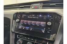 20/70 Volkswagen Passat 1.5 TSI EVO SE Estate Petrol DSG 150 ps