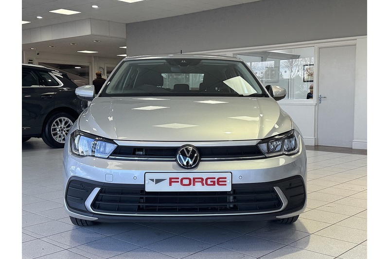 Volkswagen 1.0 TSI Life Hatchback 5dr Petrol Manual Euro 6 (s/s) (95 ps)