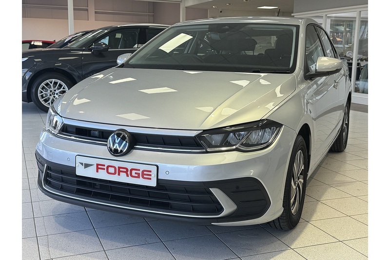 Volkswagen 1.0 TSI Life Hatchback 5dr Petrol Manual Euro 6 (s/s) (95 ps)