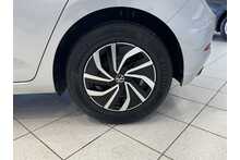 23/73 Volkswagen Polo 1.0 TSI Life Hatchback Petrol Manual 95 ps