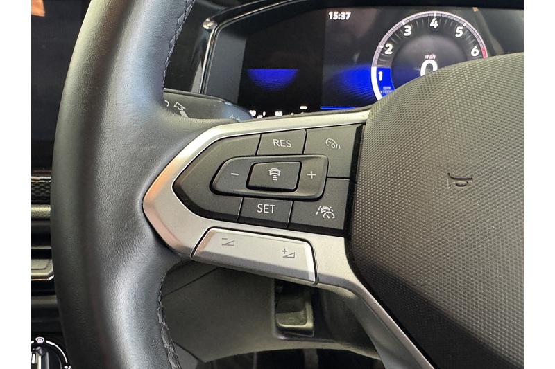 Volkswagen 1.0 TSI Life Hatchback 5dr Petrol Manual Euro 6 (s/s) (95 ps)