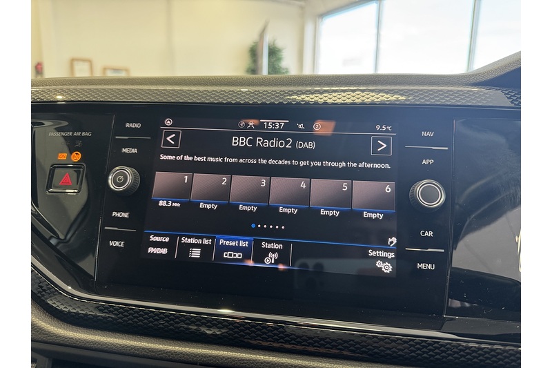 Volkswagen 1.0 TSI Life Hatchback 5dr Petrol Manual Euro 6 (s/s) (95 ps)