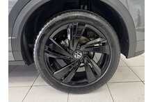 25/75 Volkswagen T-Roc 2.0 TDI R-Line SUV Diesel DSG 150 ps