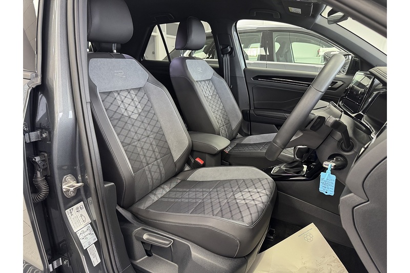 Volkswagen 2.0 TDI R-Line SUV 5dr Diesel DSG Euro 6 (s/s) (150 ps)