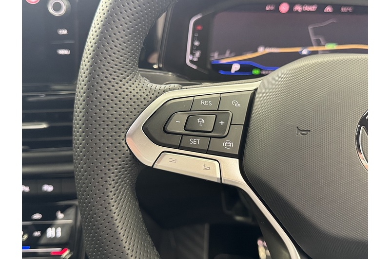 Volkswagen 2.0 TDI R-Line SUV 5dr Diesel DSG Euro 6 (s/s) (150 ps)