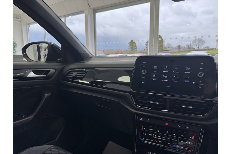 Volkswagen 2.0 TDI R-Line SUV 5dr Diesel DSG Euro 6 (s/s) (150 ps)