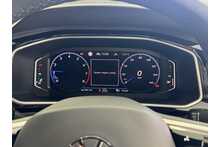 23/23 Volkswagen T-Roc 1.5 TSI R-Line SUV Petrol Manual 150 ps