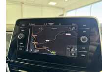 23/23 Volkswagen T-Roc 1.5 TSI R-Line SUV Petrol Manual 150 ps