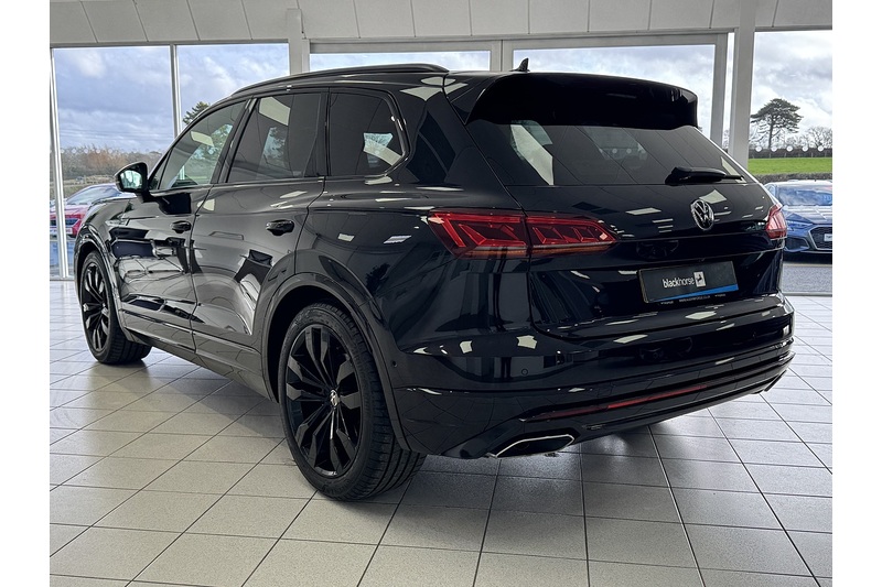 Volkswagen 3.0 TDI V6 Black Edition SUV 5dr Diesel Tiptronic 4Motion Euro 6 (s/s) (286 ps)