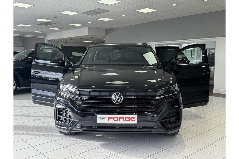 Volkswagen 3.0 TDI V6 Black Edition SUV 5dr Diesel Tiptronic 4Motion Euro 6 (s/s) (286 ps)
