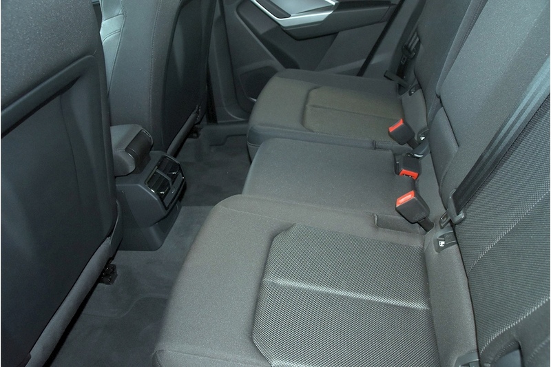 Audi 1.5 TFSI CoD 35 Sport SUV 5dr Petrol Manual Euro 6 (s/s) (150 ps)