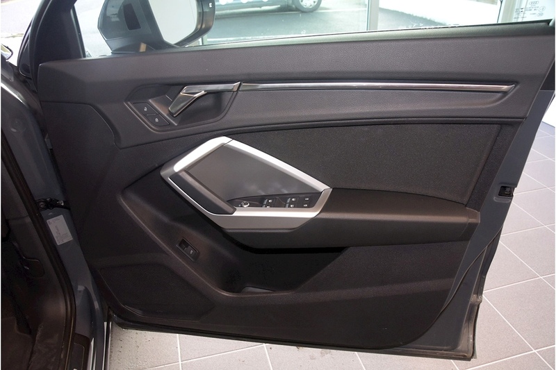 Audi 1.5 TFSI CoD 35 Sport SUV 5dr Petrol Manual Euro 6 (s/s) (150 ps)