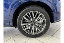 22/72 Audi Q3 1.5 TFSI CoD 35 S line Petrol S Tronic 150 ps