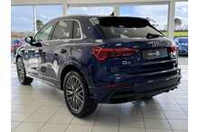 22/72 Audi Q3 1.5 TFSI CoD 35 S line Petrol S Tronic 150 ps