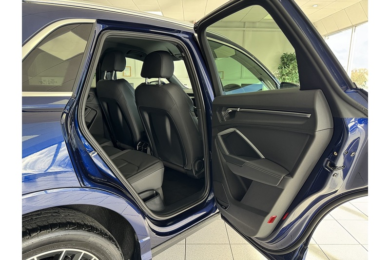 Audi 1.5 TFSI CoD 35 S line SUV 5dr Petrol S Tronic Euro 6 (s/s) (150 ps)