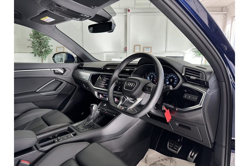 Audi 1.5 TFSI CoD 35 S line SUV 5dr Petrol S Tronic Euro 6 (s/s) (150 ps)