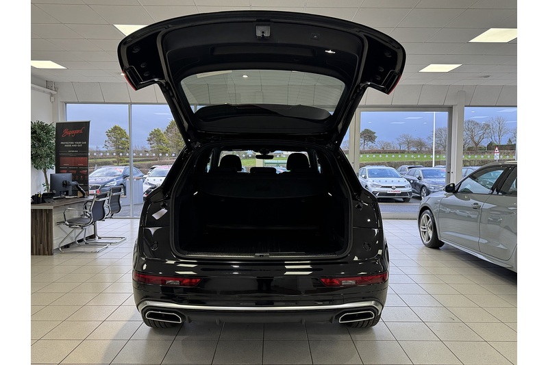 Audi 2.0 TDI 40 S line SUV 5dr Diesel S Tronic quattro Euro 6 (s/s) (204 ps)