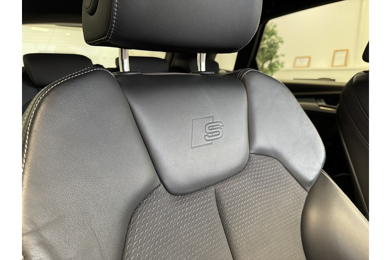 Audi 2.0 TDI 40 S line SUV 5dr Diesel S Tronic quattro Euro 6 (s/s) (204 ps)