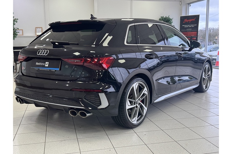 Audi 2.0 TFSI Sportback 5dr Petrol S Tronic quattro Euro 6 (s/s) (310 ps)