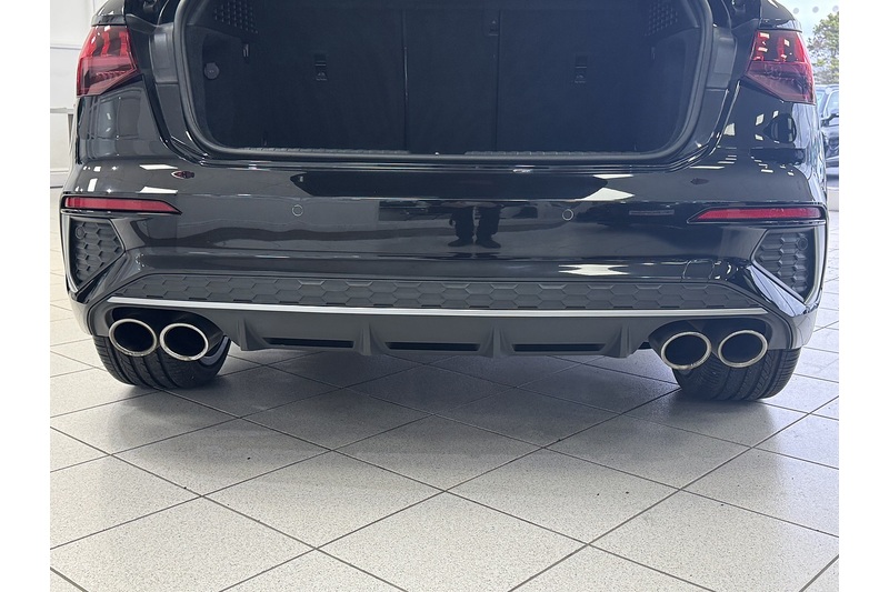 Audi 2.0 TFSI Sportback 5dr Petrol S Tronic quattro Euro 6 (s/s) (310 ps)