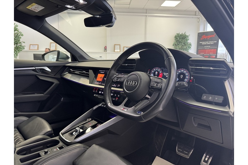 Audi 2.0 TFSI Sportback 5dr Petrol S Tronic quattro Euro 6 (s/s) (310 ps)