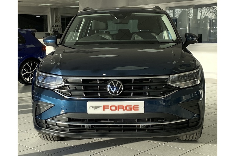 Volkswagen 1.5 TSI Life SUV 5dr Petrol DSG Euro 6 (s/s) (150 ps)