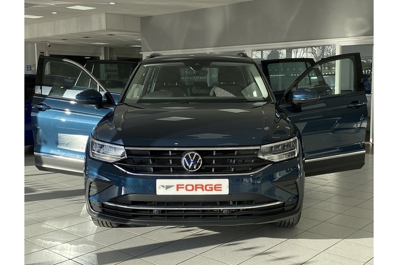 Volkswagen 1.5 TSI Life SUV 5dr Petrol DSG Euro 6 (s/s) (150 ps)