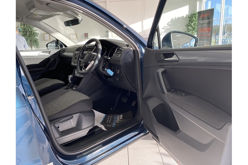 Volkswagen 1.5 TSI Life SUV 5dr Petrol DSG Euro 6 (s/s) (150 ps)