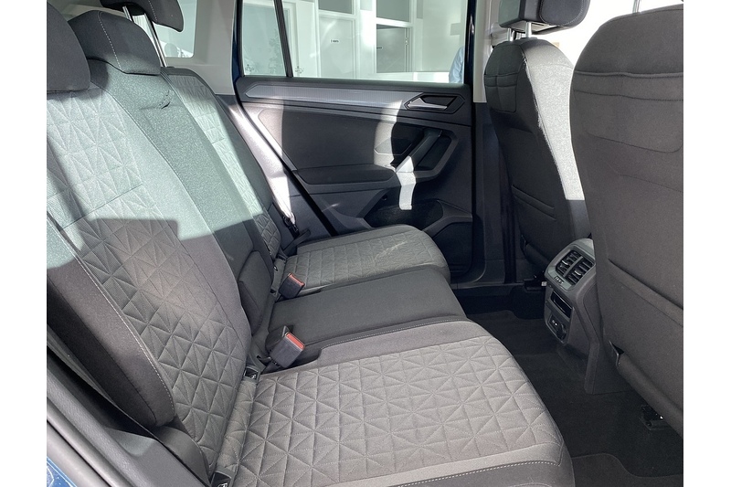 Volkswagen 1.5 TSI Life SUV 5dr Petrol DSG Euro 6 (s/s) (150 ps)