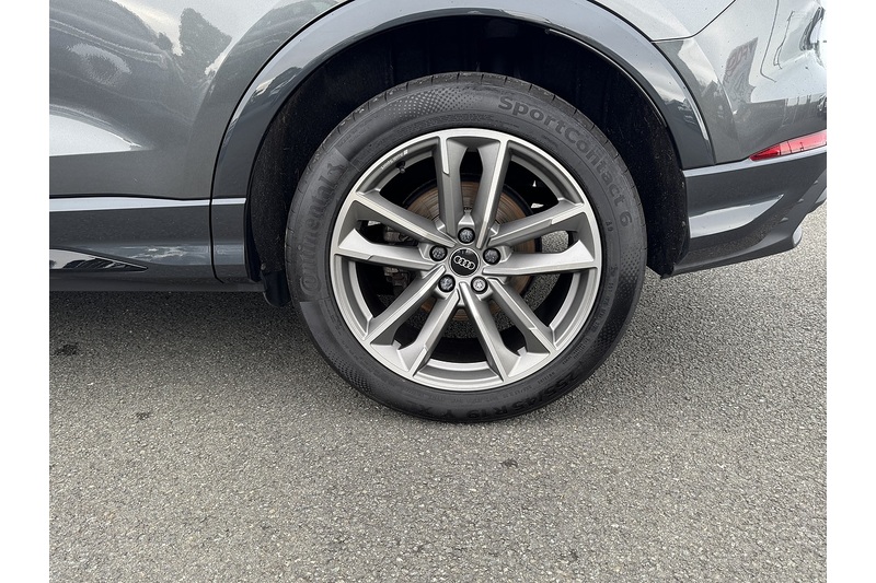 Audi 1.5 TFSI CoD 35 Black Edition SUV 5dr Petrol S Tronic Euro 6 (s/s) (150 ps)