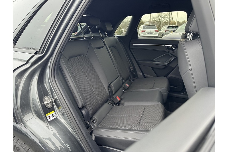 Audi 1.5 TFSI CoD 35 Black Edition SUV 5dr Petrol S Tronic Euro 6 (s/s) (150 ps)