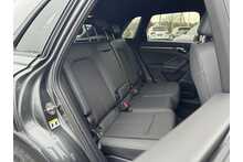 23/23 Audi Q3 1.5 TFSI CoD 35 Black Edition Petrol S Tronic 150 ps
