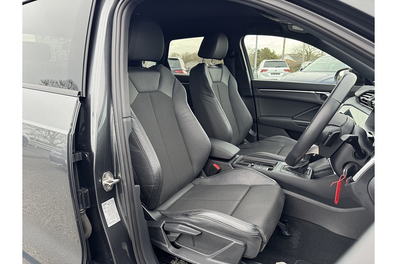 Audi 1.5 TFSI CoD 35 Black Edition SUV 5dr Petrol S Tronic Euro 6 (s/s) (150 ps)