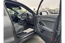 23/23 Audi Q3 1.5 TFSI CoD 35 Black Edition Petrol S Tronic 150 ps