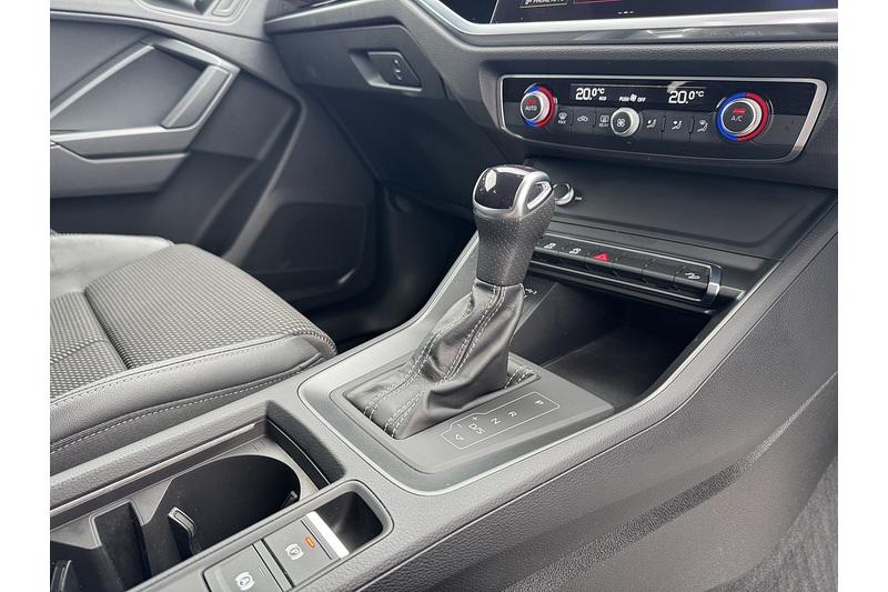 Audi 1.5 TFSI CoD 35 Black Edition SUV 5dr Petrol S Tronic Euro 6 (s/s) (150 ps)