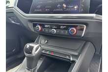 23/23 Audi Q3 1.5 TFSI CoD 35 Black Edition Petrol S Tronic 150 ps