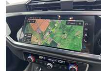 23/23 Audi Q3 1.5 TFSI CoD 35 Black Edition Petrol S Tronic 150 ps