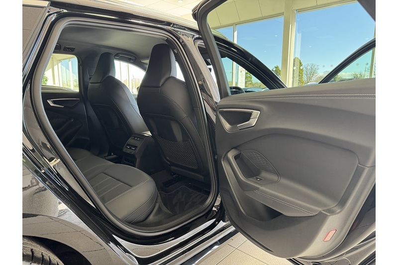 Audi 2.0 TDI S line Estate 5dr Diesel S Tronic quattro Euro 6 (s/s) (204 ps)