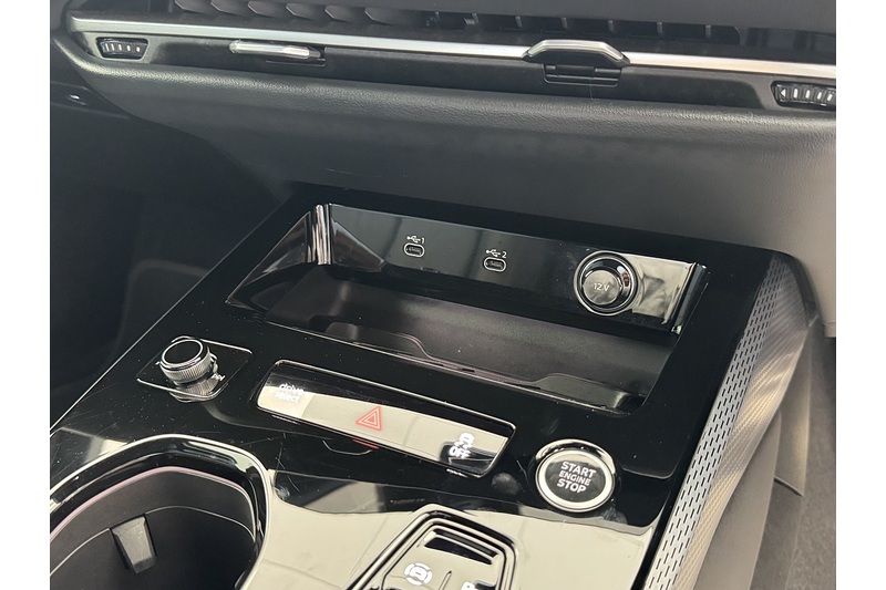 Audi 2.0 TDI S line Estate 5dr Diesel S Tronic quattro Euro 6 (s/s) (204 ps)