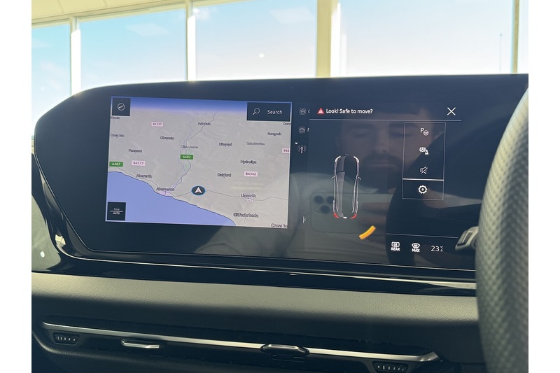 Audi 2.0 TDI S line Estate 5dr Diesel S Tronic quattro Euro 6 (s/s) (204 ps)