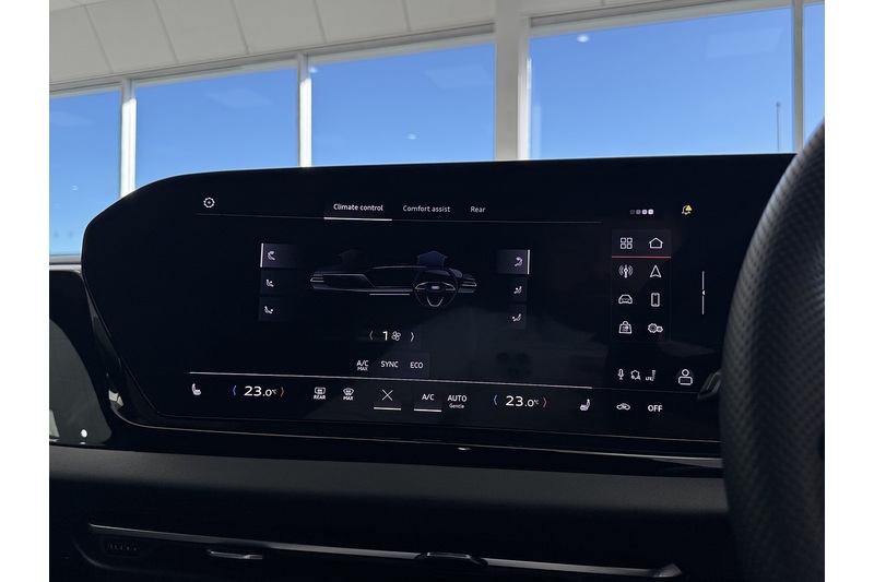 Audi 2.0 TDI S line Estate 5dr Diesel S Tronic quattro Euro 6 (s/s) (204 ps)