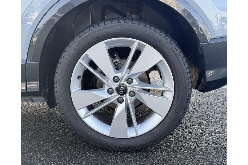 Audi 1.5 TFSI CoD 35 S line SUV 5dr Petrol S Tronic Euro 6 (s/s) (150 ps)