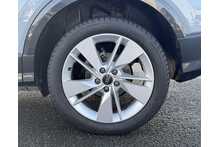 23/73  Audi Q2 1.5 TFSI CoD 35 S line SUV Petrol S Tronic 150 ps