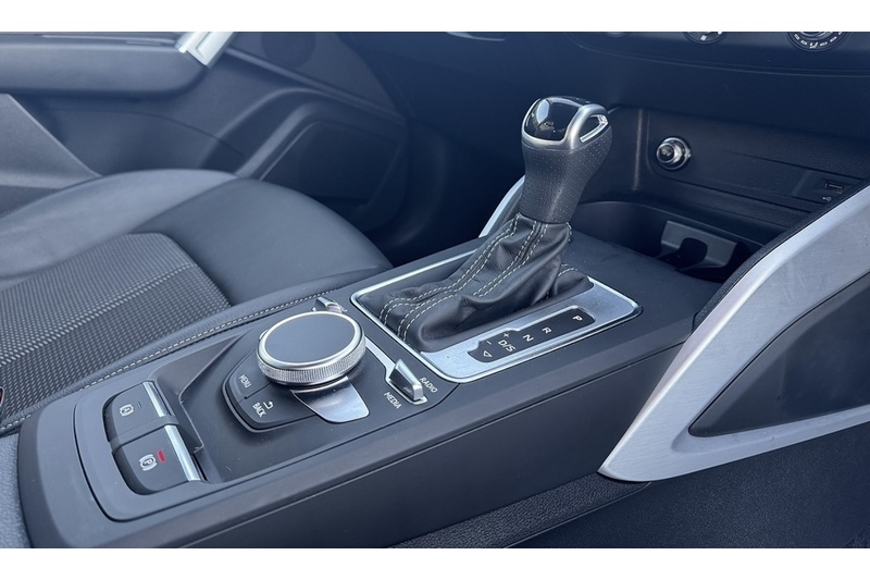 Audi 1.5 TFSI CoD 35 S line SUV 5dr Petrol S Tronic Euro 6 (s/s) (150 ps)