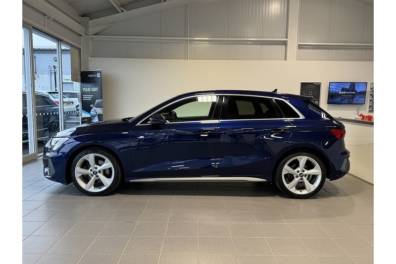 Audi TFSI S line Hatchback 1.5 Automatic Petrol