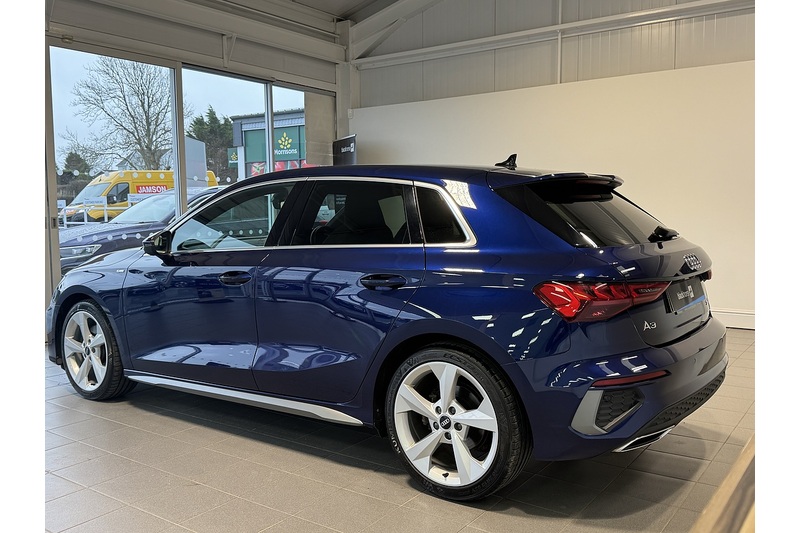 Audi TFSI S line Hatchback 1.5 Automatic Petrol
