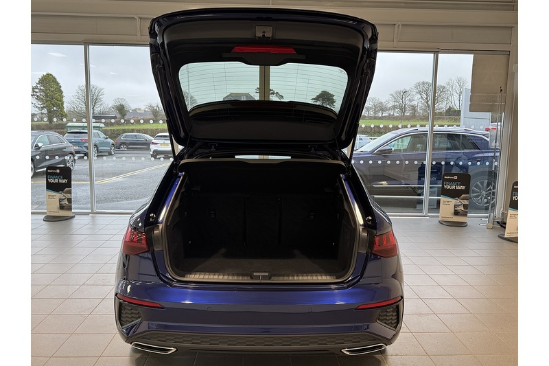 Audi TFSI S line Hatchback 1.5 Automatic Petrol