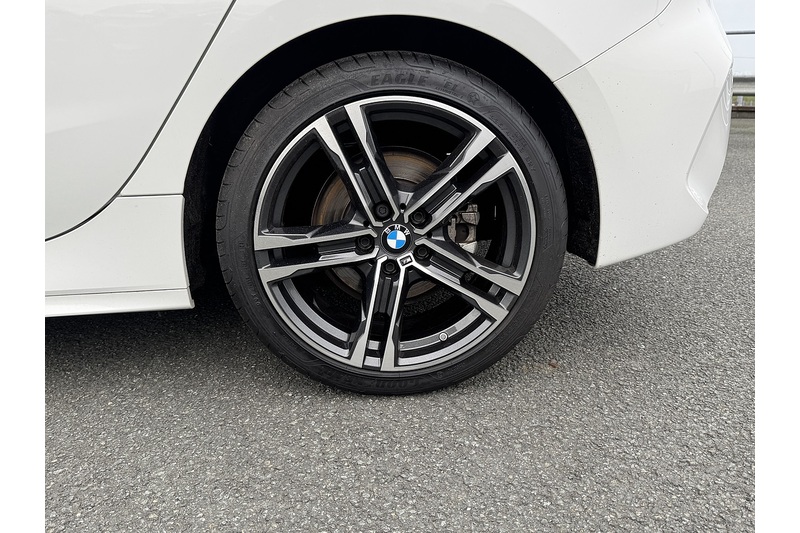 BMW 1.5 118i M Sport (LCP) Hatchback 5dr Petrol DCT Euro 6 (s/s) (136 ps)