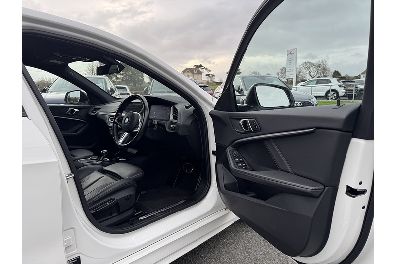 BMW 1.5 118i M Sport (LCP) Hatchback 5dr Petrol DCT Euro 6 (s/s) (136 ps)